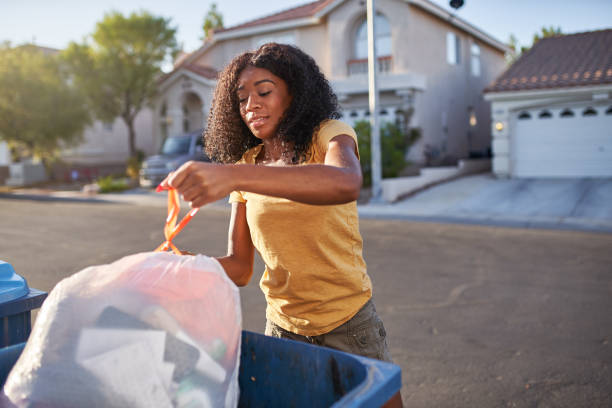 Best Construction Debris Removal  in Hill N Dale, FL